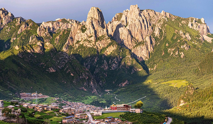 甘粛南部チベット扎尕那（ザガナ）