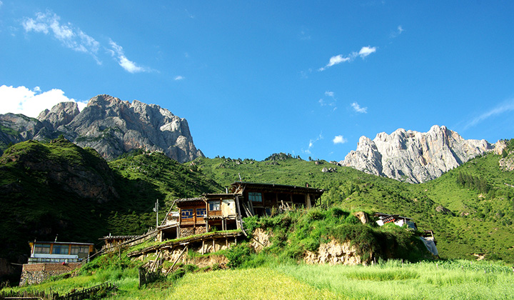 甘粛南部チベット扎尕那（ザガナ）