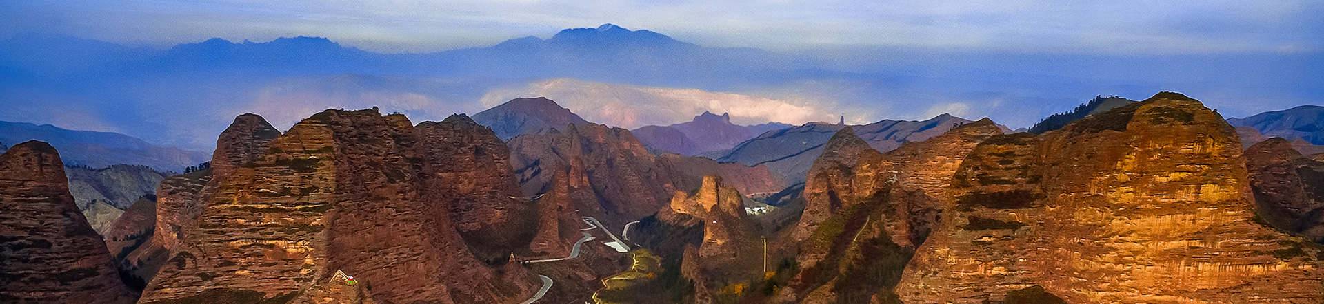 カンブラ丹霞地質公園（坎布拉国家地質公園）