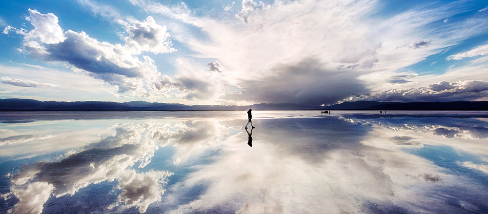 青海湖・チャカ塩湖・張掖七彩丹霞４日間観光ツアー