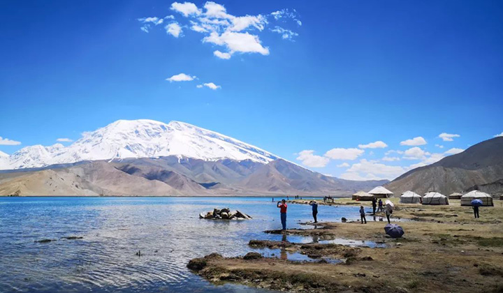 カシュガル　カラクリ湖