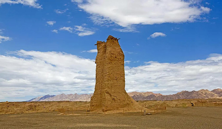 クチャ　クズルガハ烽火台