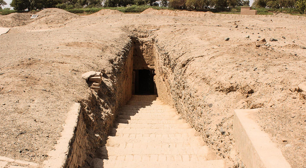 新彊トルファン　アスターナ古墳群