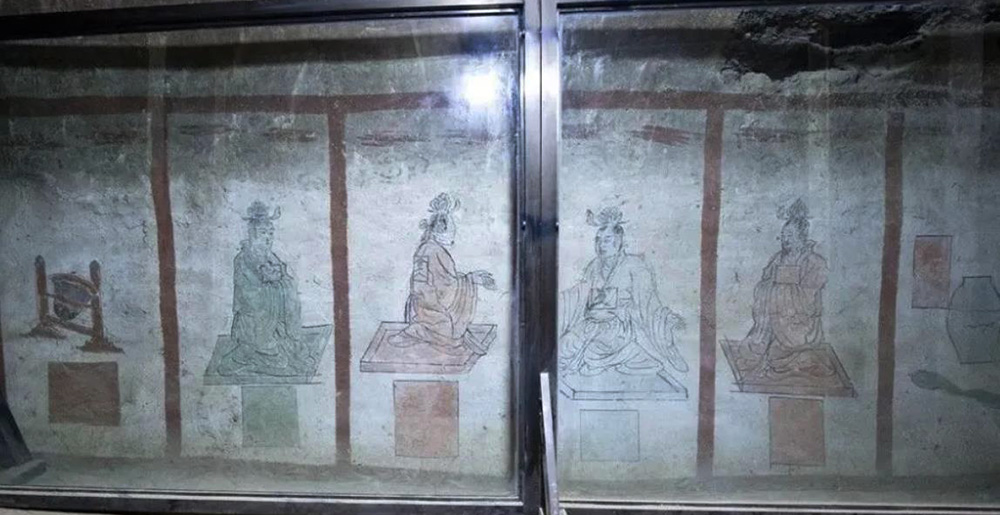 新彊トルファン　アスターナ古墳群