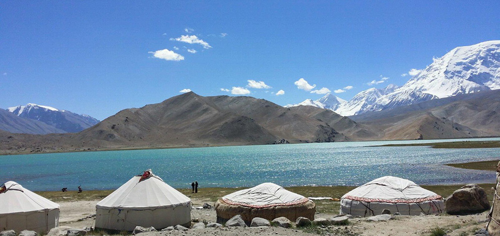 新彊カシュガル　カラクリ湖