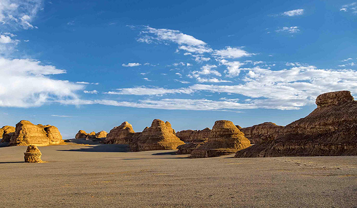 敦煌雅丹魔鬼城