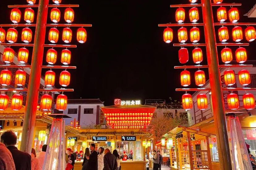 沙州市場（敦煌夜市）　敦煌