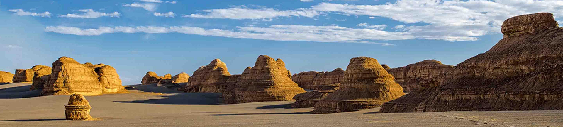 敦煌 雅丹（ヤルタン）魔鬼城